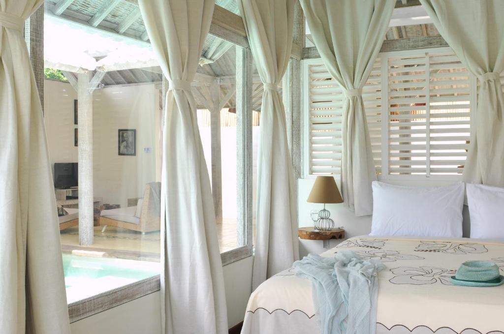 Villa Laksmana Hideaway 2 - Surrounded By Water- 2bd With Fantastic Pool!