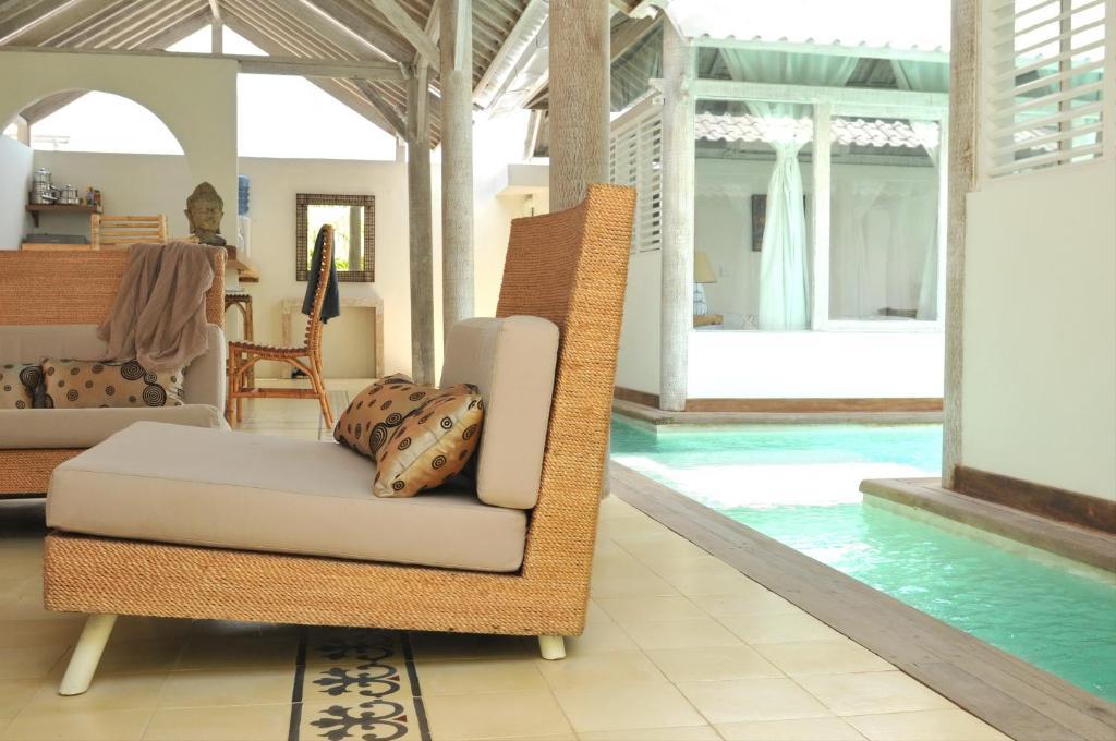 Laksmana Hideaway 2 - Surrounded By Water- 2bd With Fantastic Pool! Villa
